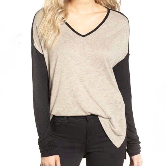 Madewell Tops - Madewell anthem Color block long tee side slits